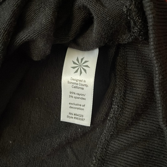 ATHLETA Sz XL Black Long Sleeve Front Crossover Hoodie - Picture 11 of 14